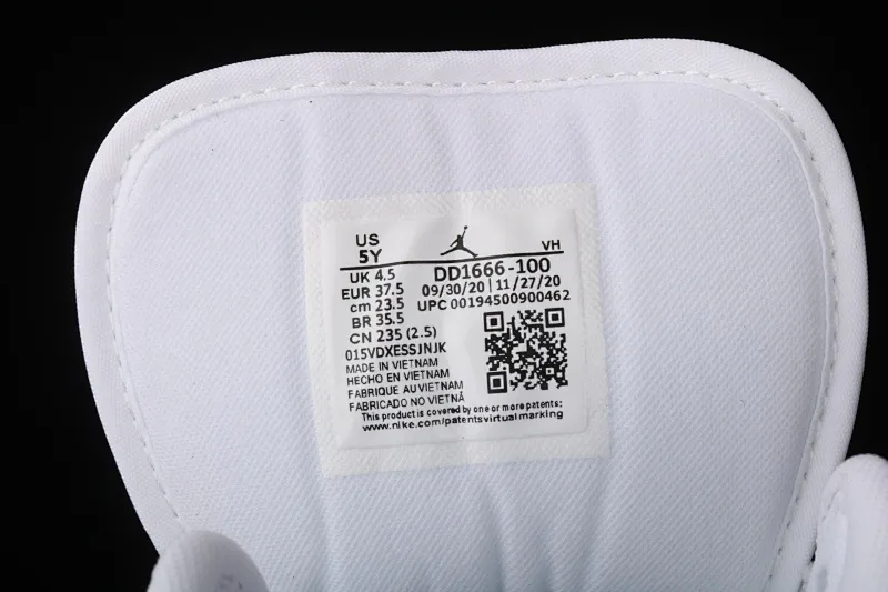 All categories Air Jordan Jordan series basketball shoes Air Jordan 1 Mid Air Jordan 1 Mid GS AJ1 Joe 1 Ice Cream Zhongbang Basketball Shoes DD1666-100